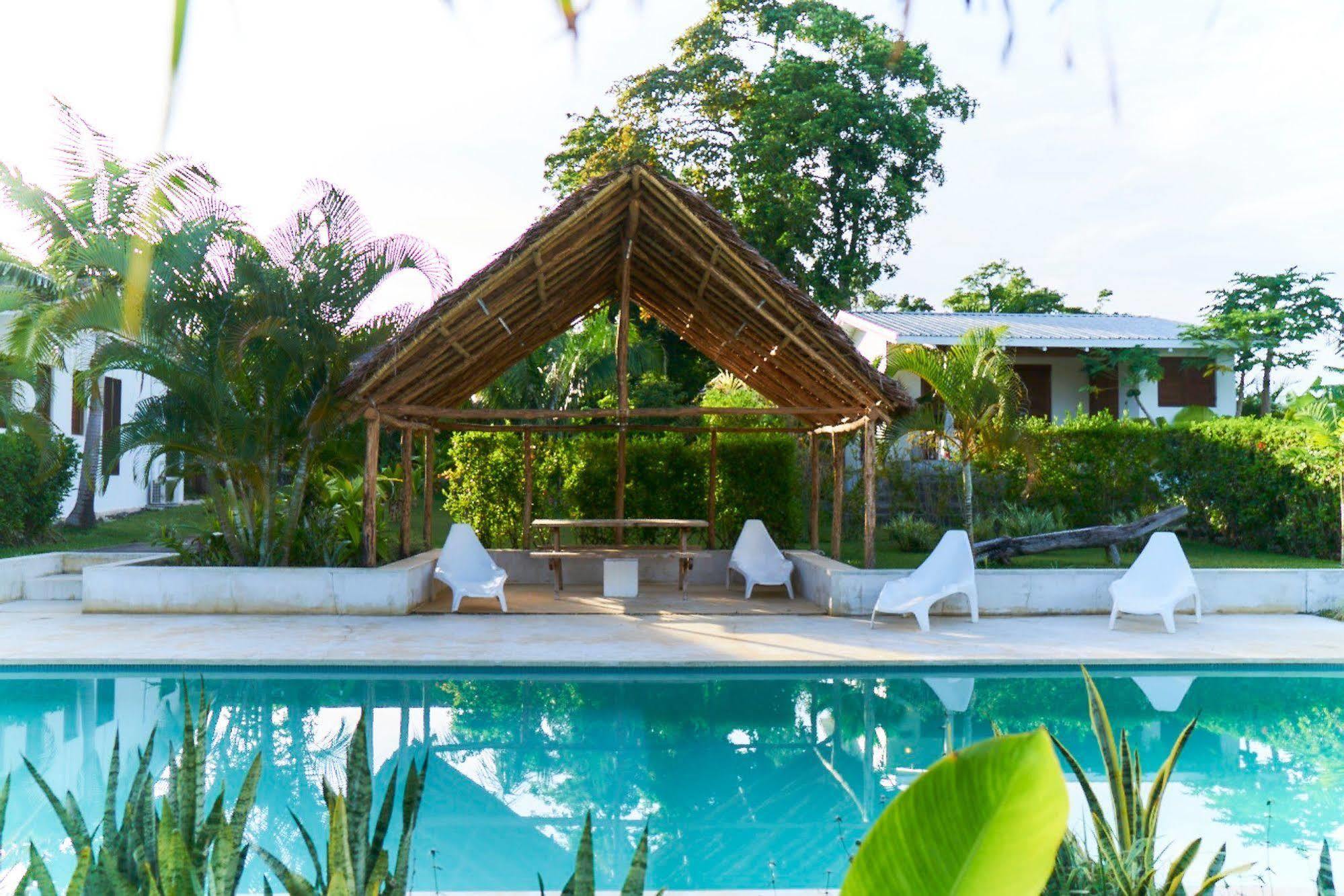 Angelfish Cove Villas Port Vila Exteriör bild