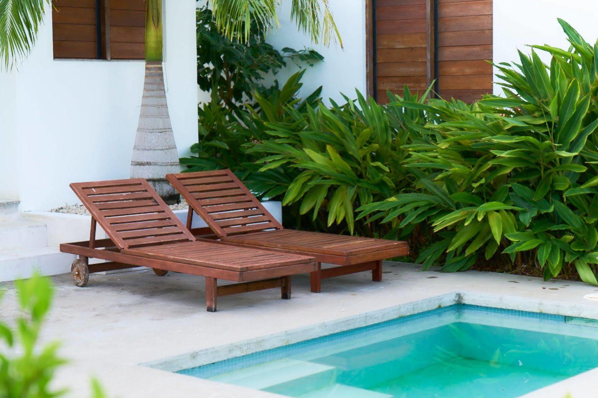 Angelfish Cove Villas Port Vila Exteriör bild